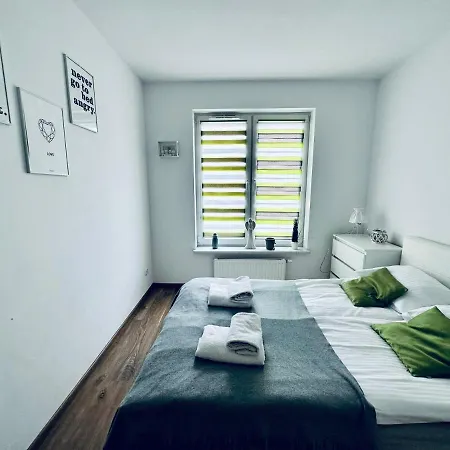 Al-dom Aniol Apartment *