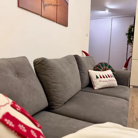 Al-dom Aniol Apartment