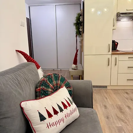 Al-dom Aniol Apartment